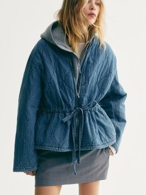 H&M | M/L | Quilted Blue Tie-Waist Jacket